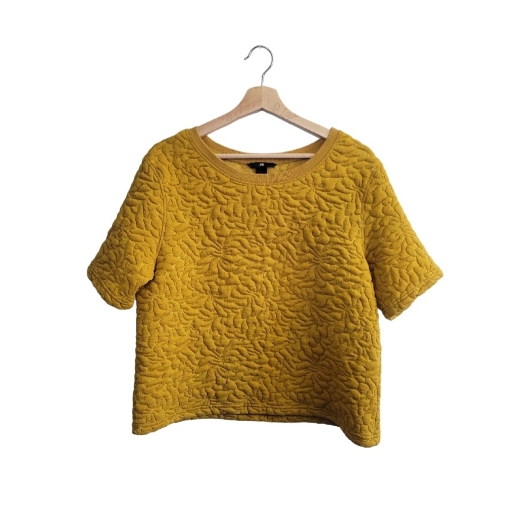 H&M Size M Textured Short Sleeve Boxy Yellow Top Statement Piece
